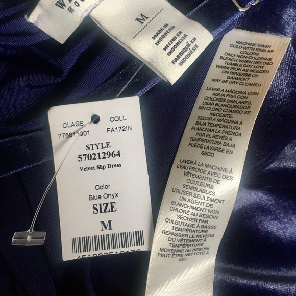 ❤️ VELVET SLIP DRESS WHBM - Picture 3 of 9